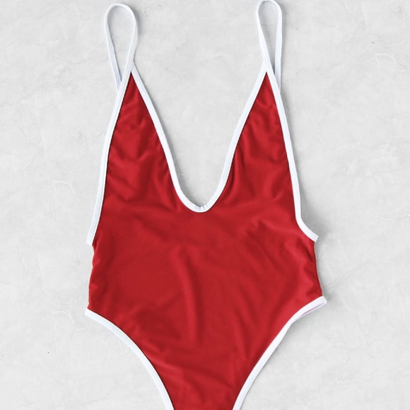 *FLASH SALE* "Roxanne" Red Monokini One Piece - Picture 5 of 5